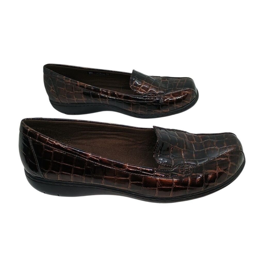 Clarks Shoes Womens Size 9.5 W Tortoise Shell Print Shiny Patent Slip on Shoes